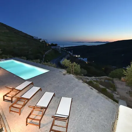 Villa Tinos Pigeon House *