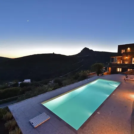 Villa Tinos Pigeon House *